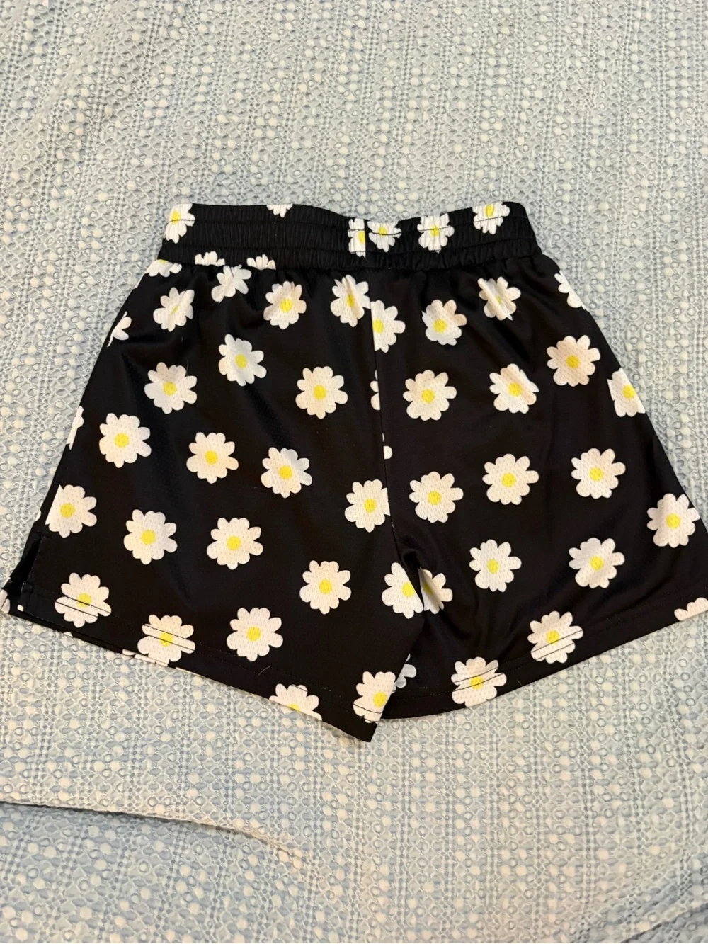 Killcrew Black Daisy Print Athletic Shorts sz XS